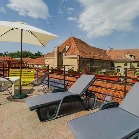 Rooftop Central Apartment ブラショフ エクステリア 写真