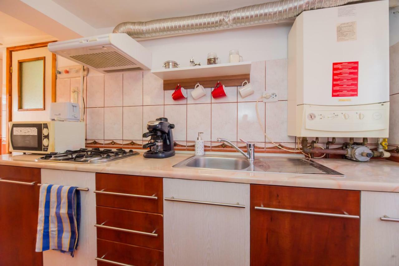 Rooftop Central Apartment ブラショフ エクステリア 写真